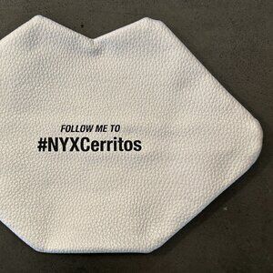 NYX Cerritos Promo Professional Makeup Lip Shaped White Cosmetic Bag NICE!!